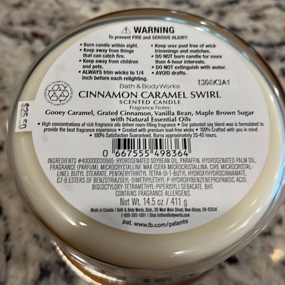 NWT bath and Bodyworks cinnamon caramel swirl candle - Picture 4 of 4